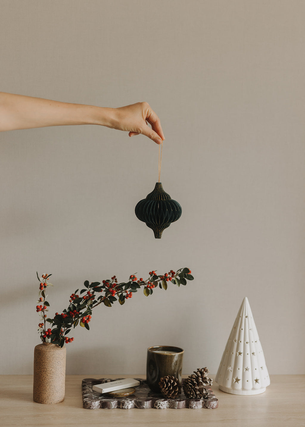 MISTLETOE MOMENT